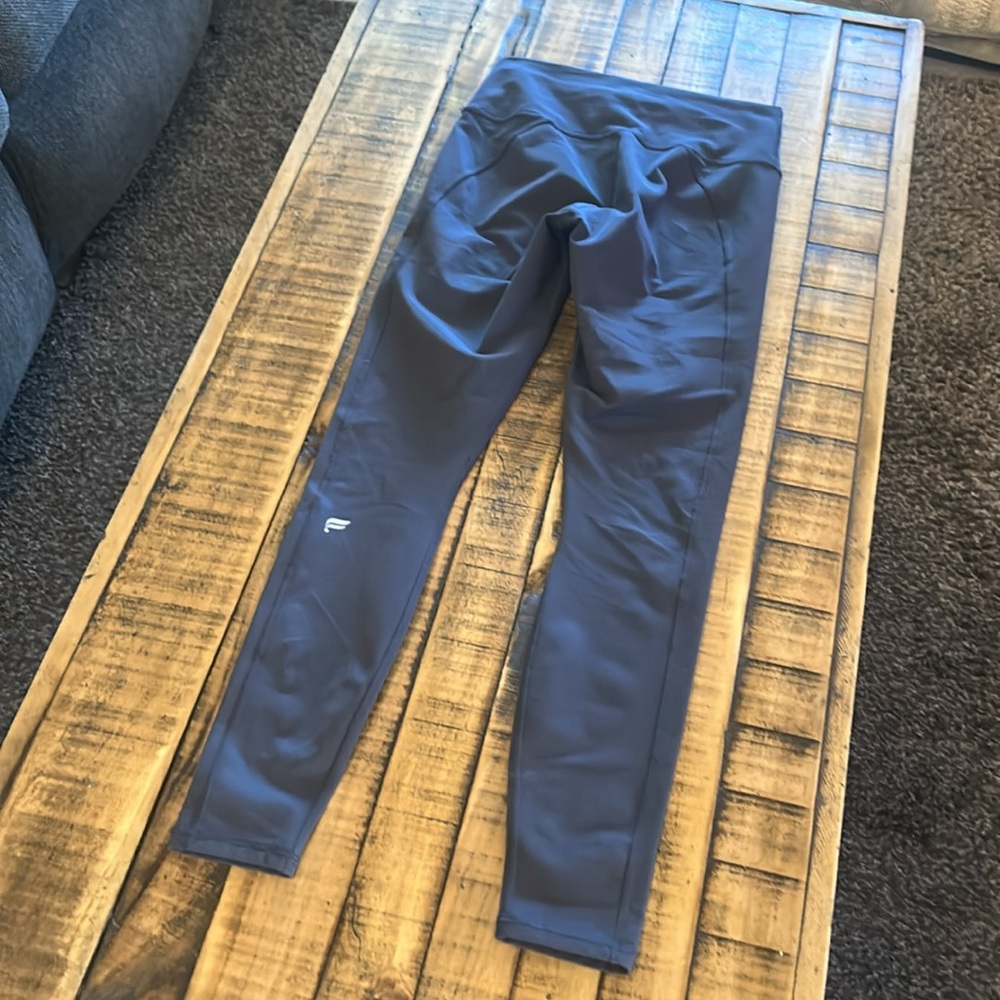 Fabletics Define PowerHold® High-Waisted 7/8 Legging - Regular Inseam 25” - Picture 4 of 11
